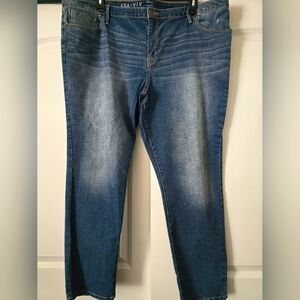 Ava & Viv skinny jeans 24W slight distressing